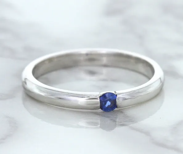 0.10ct Round Blue Sapphire Ring in 18K White Gold