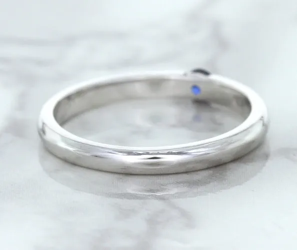 0.10ct Round Blue Sapphire Ring in 18K White Gold