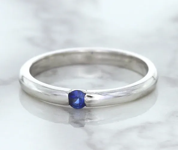 0.10ct Round Blue Sapphire Ring in 18K White Gold