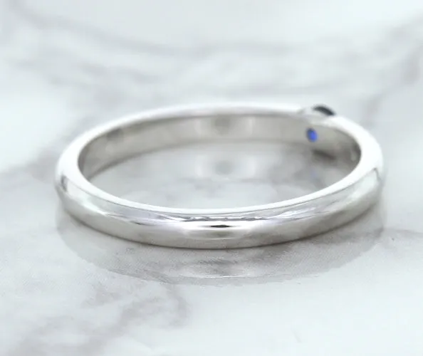 0.10ct Round Blue Sapphire Ring in 18K White Gold