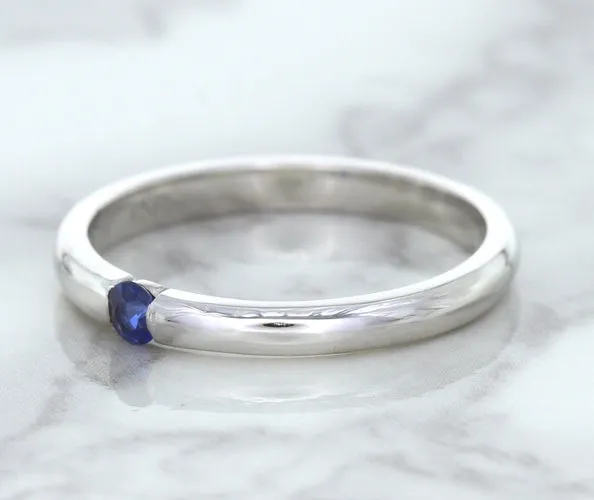 0.10ct Round Blue Sapphire Ring in 18K White Gold