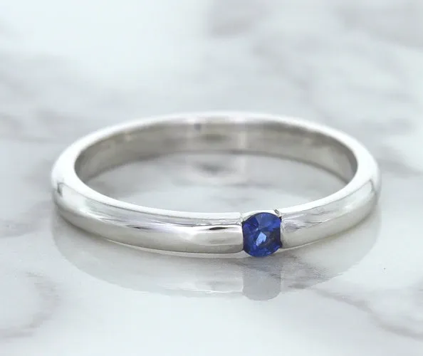0.10ct Round Blue Sapphire Ring in 18K White Gold
