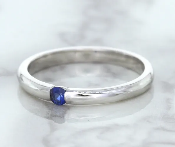 0.10ct Round Blue Sapphire Ring in 18K White Gold