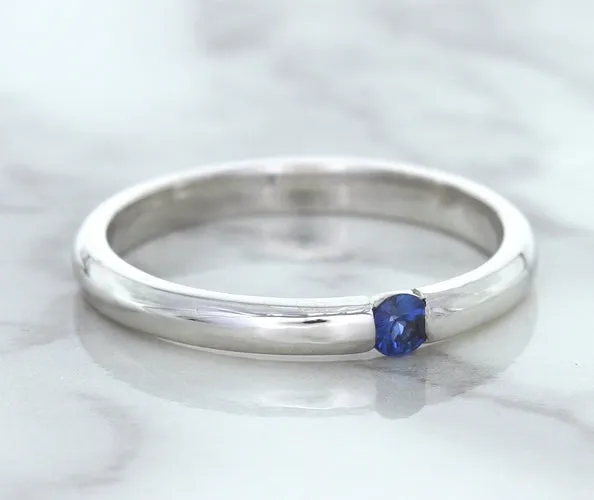 0.10ct Round Blue Sapphire Ring in 18K White Gold