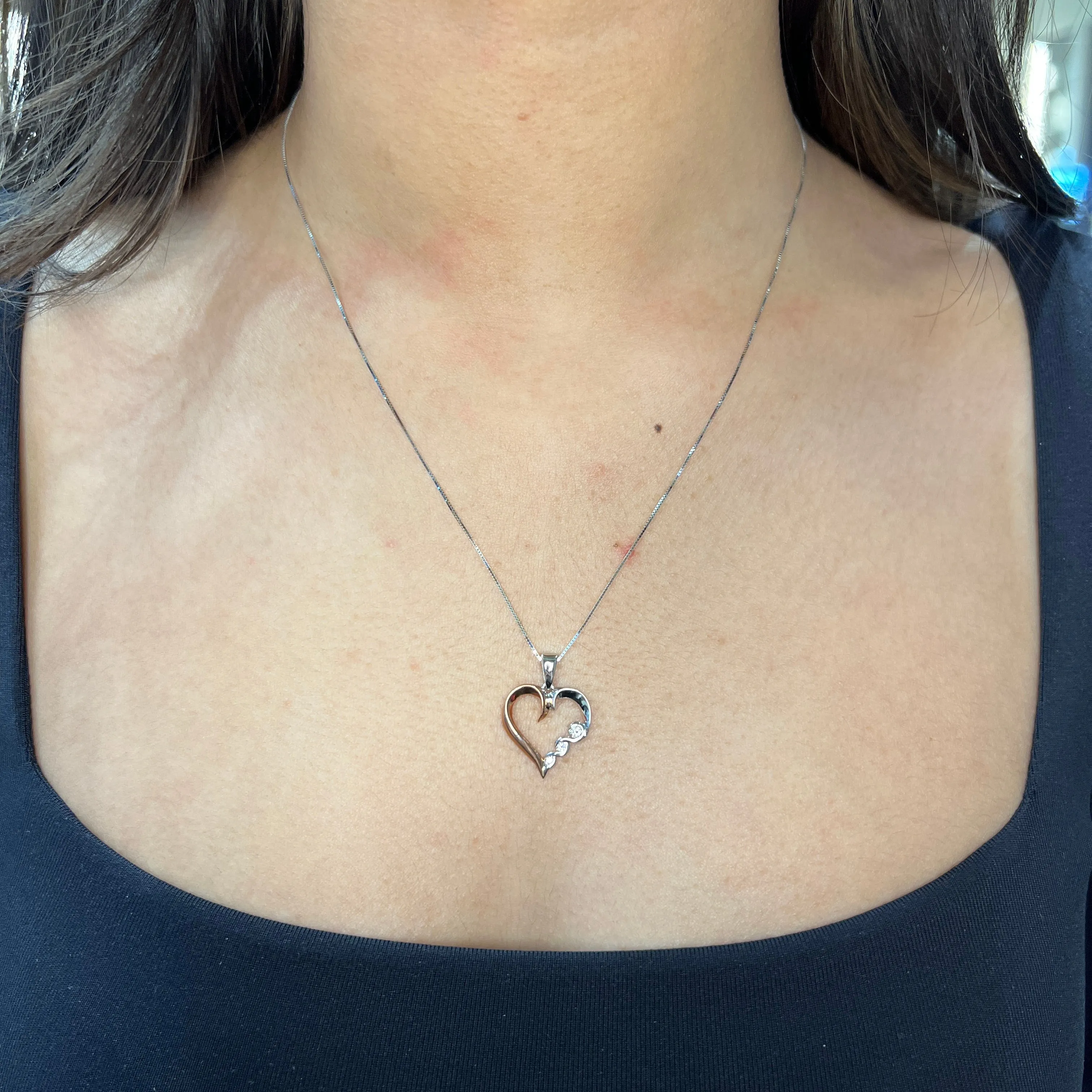 10K White & Rose Gold (0.08ct) Canadian Diamond Pendant