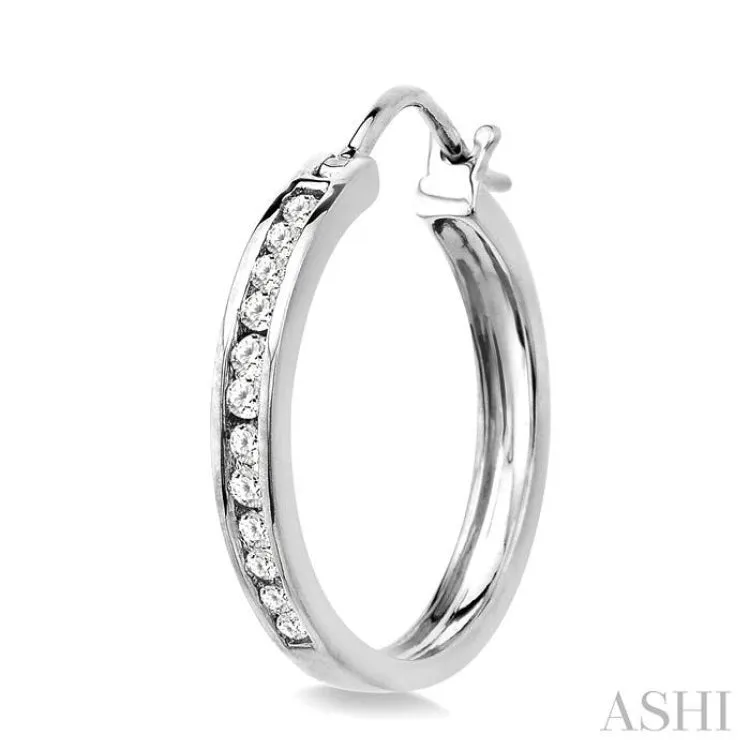 1/2 ctw Round Cut Diamond Hoop Earrings in 14K White Gold