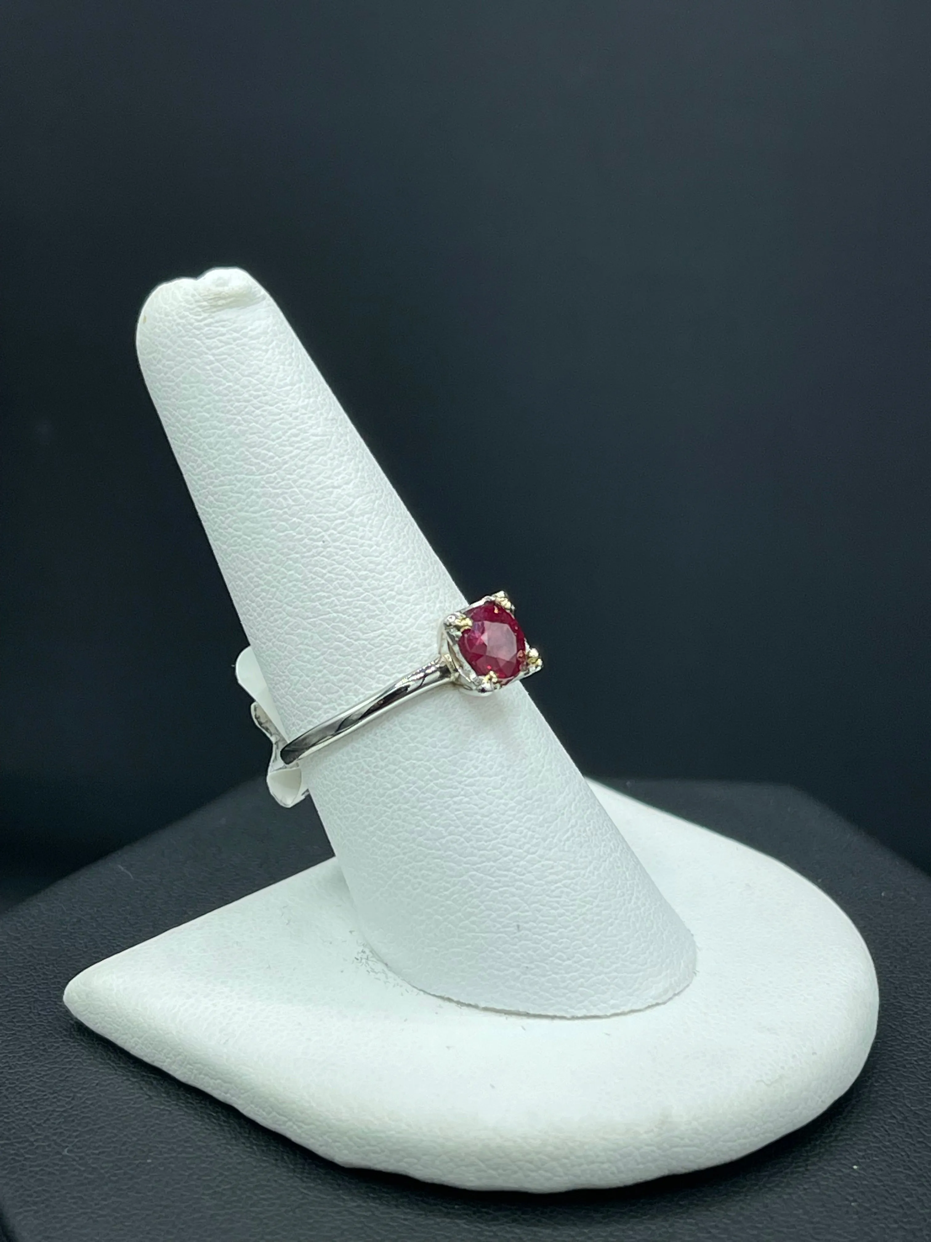 1.26 Carat Natural Ruby 18k White Gold Designer Engagement Ring (Size 8.25)