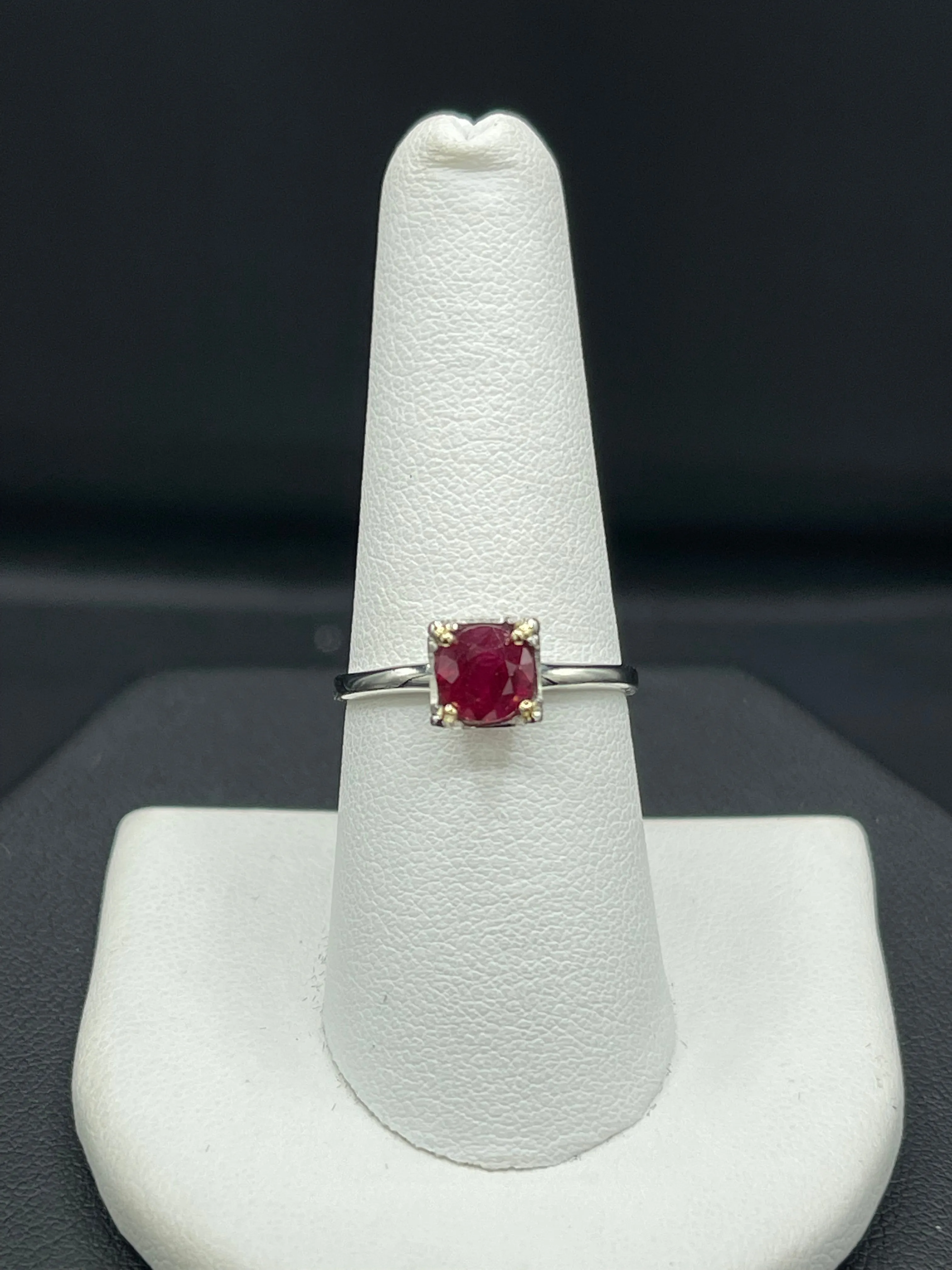1.26 Carat Natural Ruby 18k White Gold Designer Engagement Ring (Size 8.25)