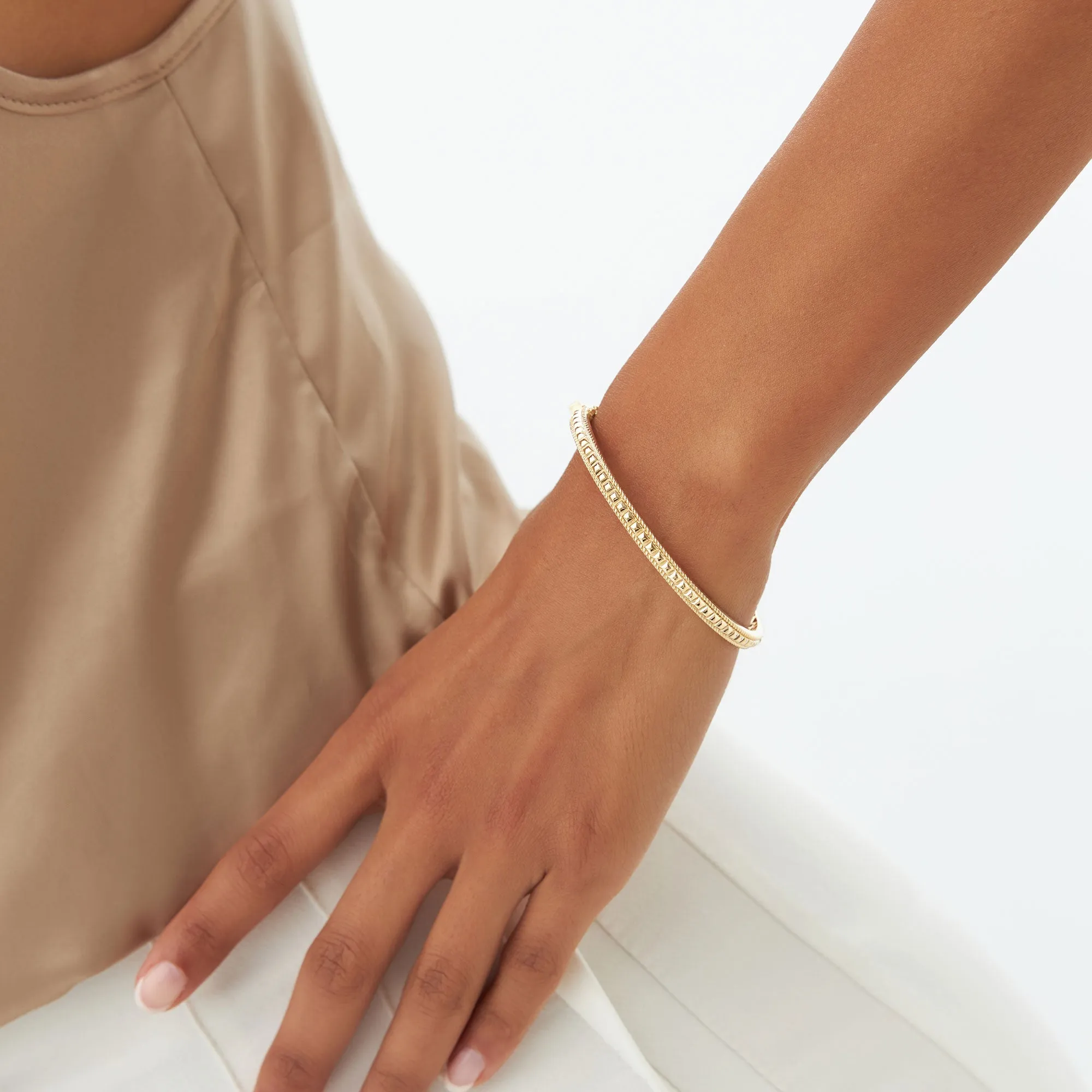 14k Pyramid Gold Bangle Bracelet