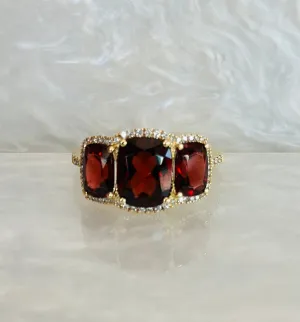 14k Three stone Garnet Ring
