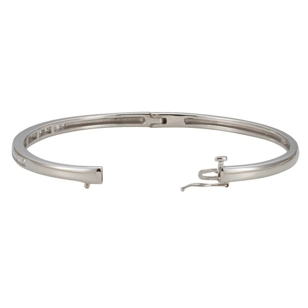 14k White Gold 5/8 CTW Diamond Bangle Bracelet