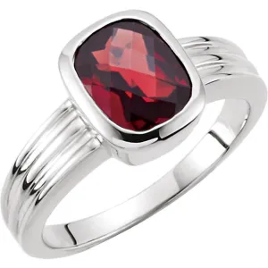 14k White Gold Genuine Mozambique Garnet Ring, Size 7
