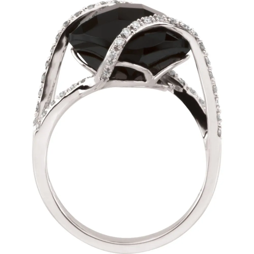 14k White Gold Onyx & 1/5 CTW Diamond Ring Size 7