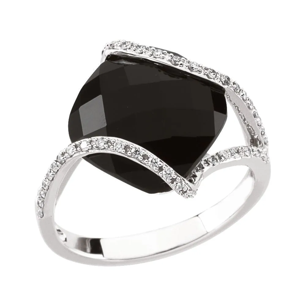 14k White Gold Onyx & 1/5 CTW Diamond Ring Size 7