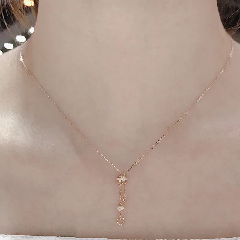 18K Gold 0.045ct Diamond Hanging Heart-shaped Pendant Necklace