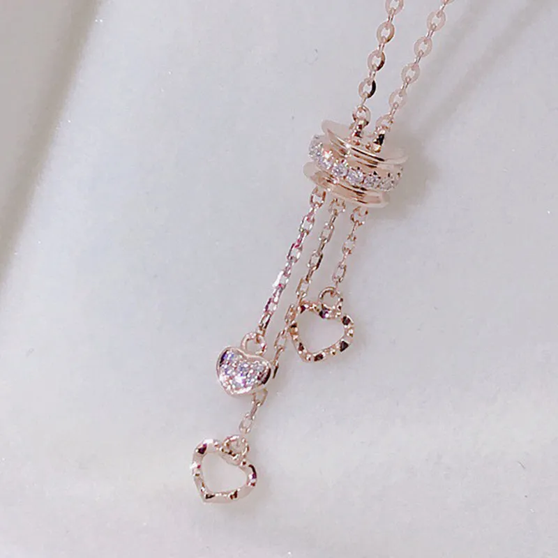 18K Gold 0.045ct Diamond Hanging Heart-shaped Pendant Necklace