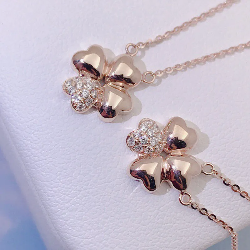 18K Gold 0.08ct Natural Diamond Heart-shaped Clover Pendant Necklace