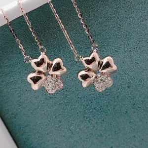 18K Gold 0.08ct Natural Diamond Heart-shaped Clover Pendant Necklace