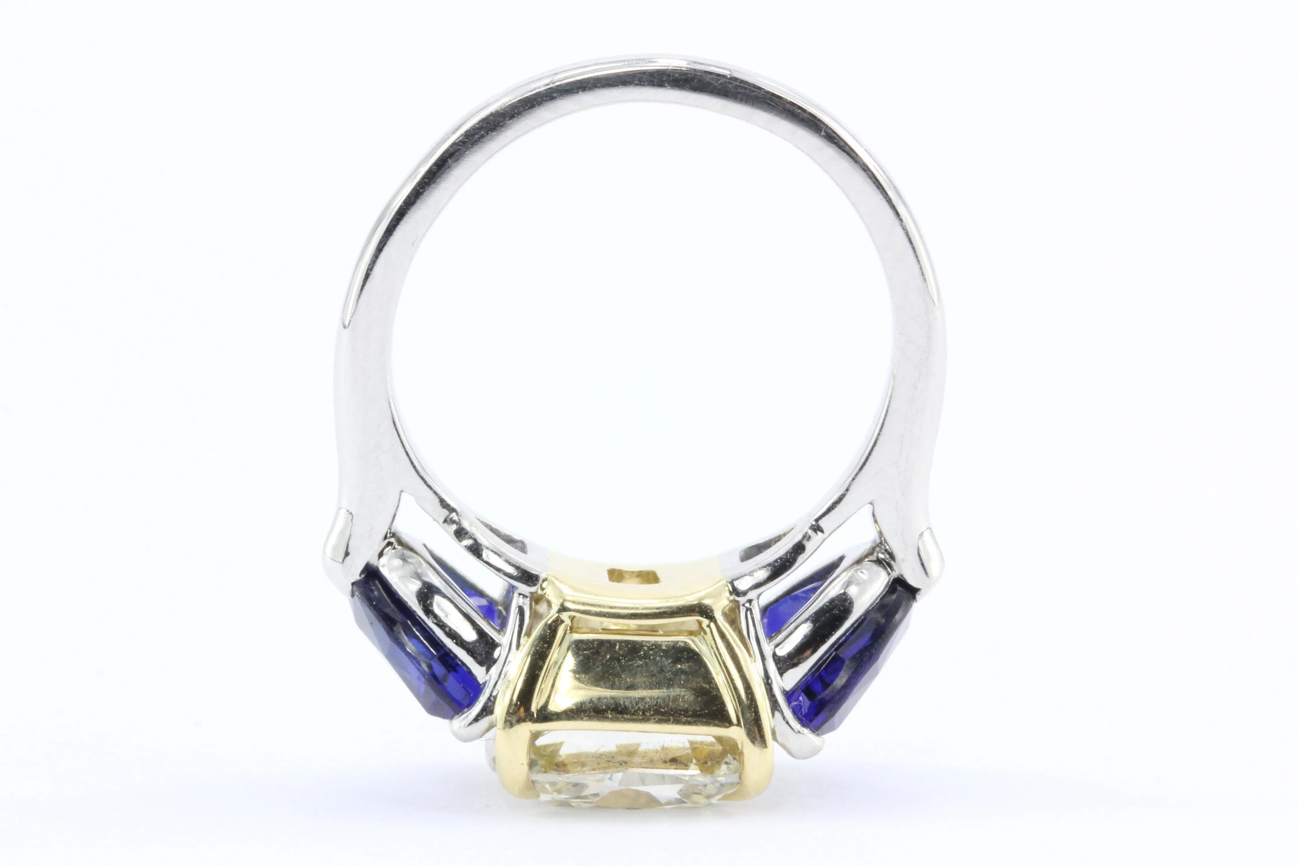 18K White Gold & Platinum 3.11 GIA M I1 1.5ct Natural Sapphire Ring