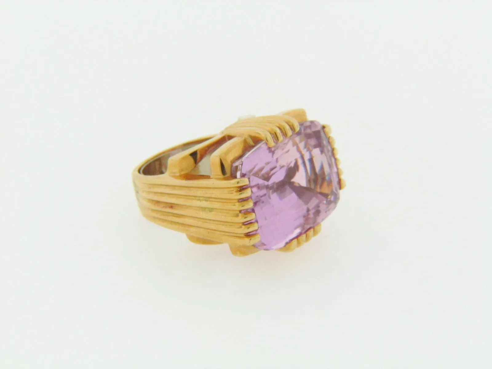 18K YELLOW GOLD KUNZITE RING BY "GUMPS"