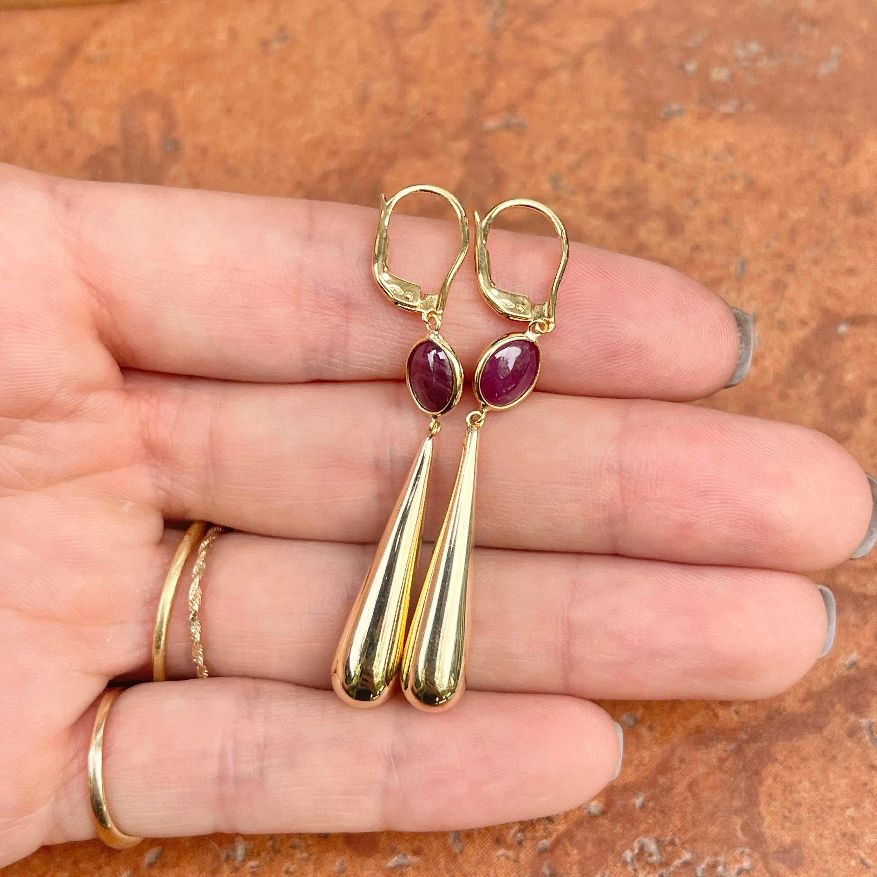 18KT Yellow Gold Teardrop Red Corundum Lever Back Earrings