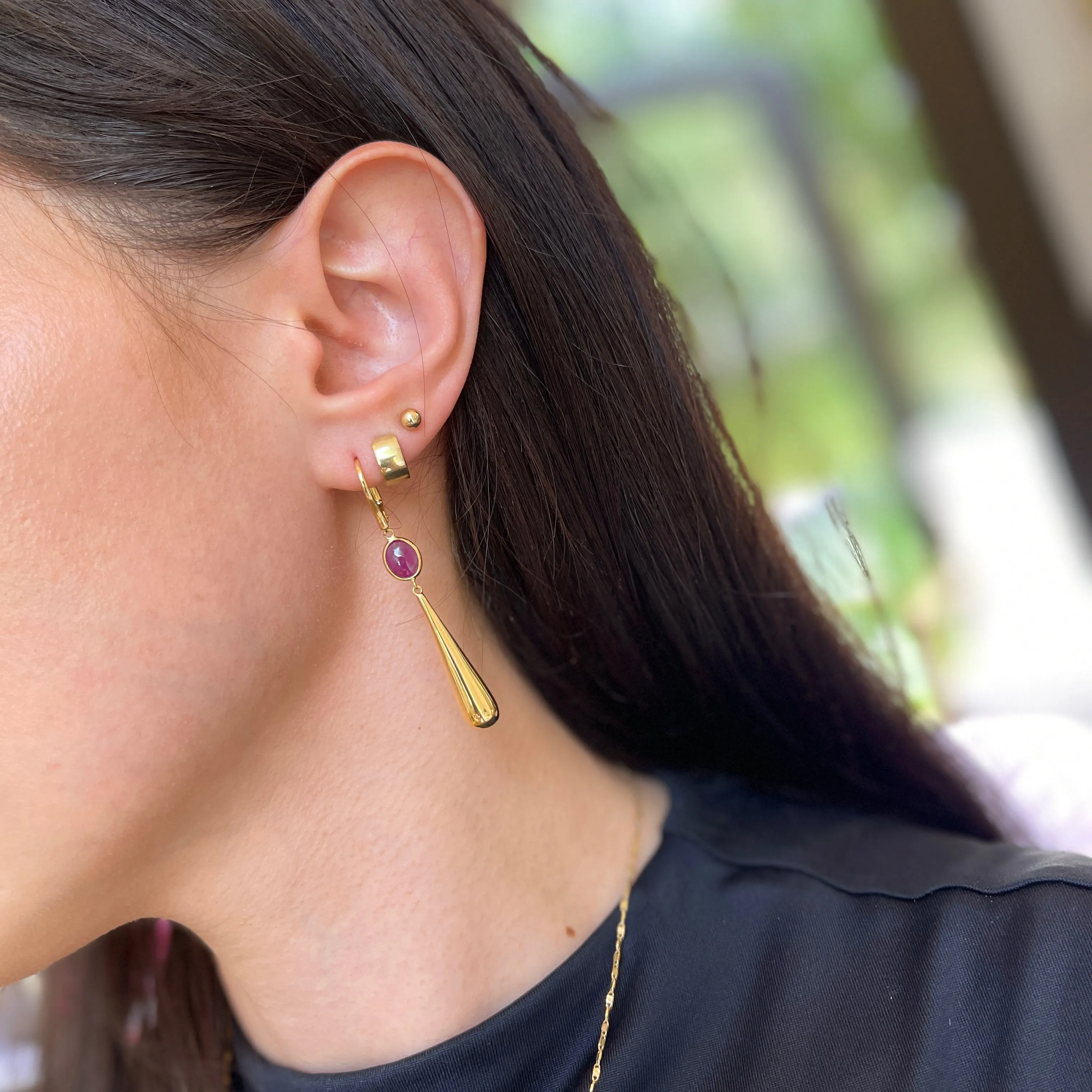 18KT Yellow Gold Teardrop Red Corundum Lever Back Earrings