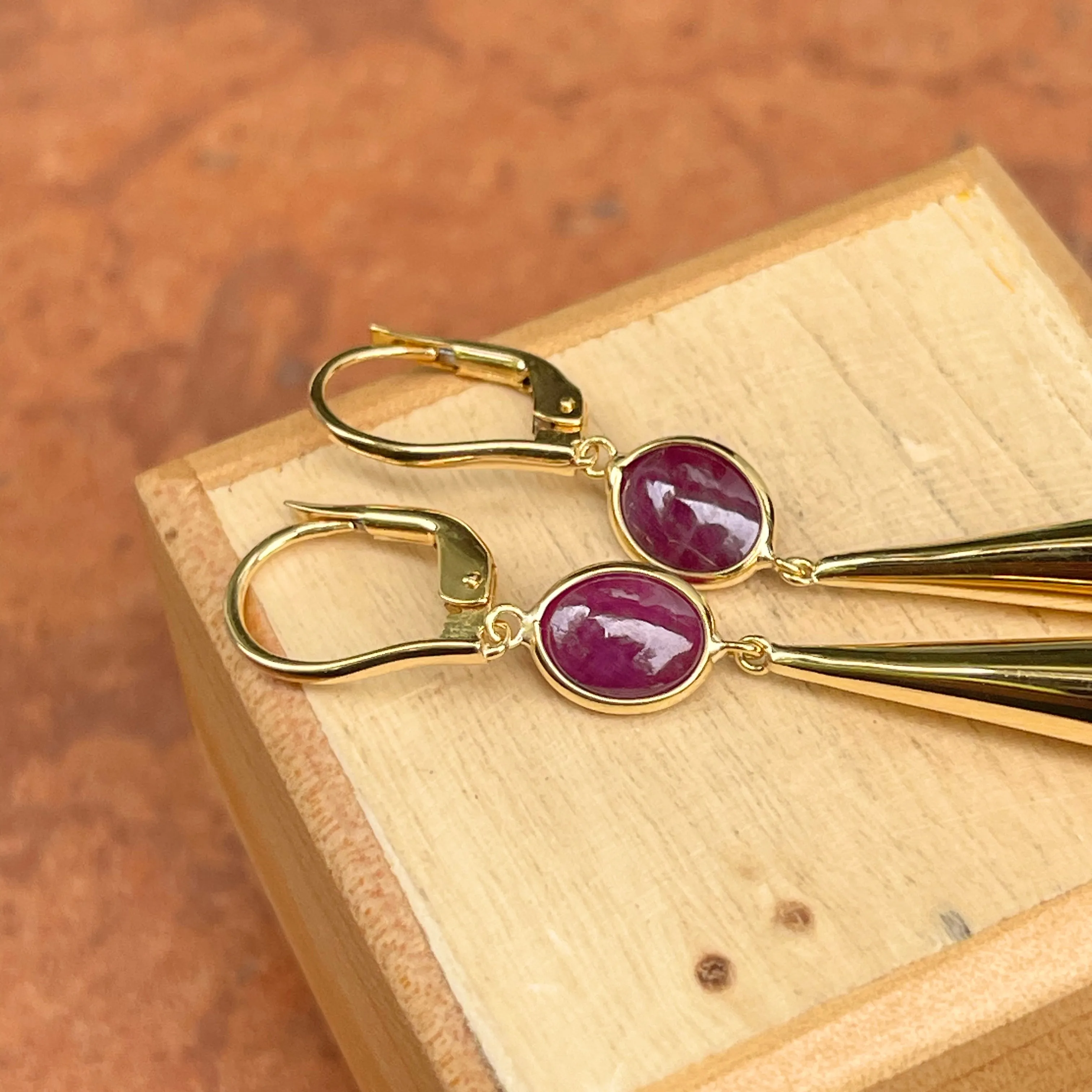 18KT Yellow Gold Teardrop Red Corundum Lever Back Earrings