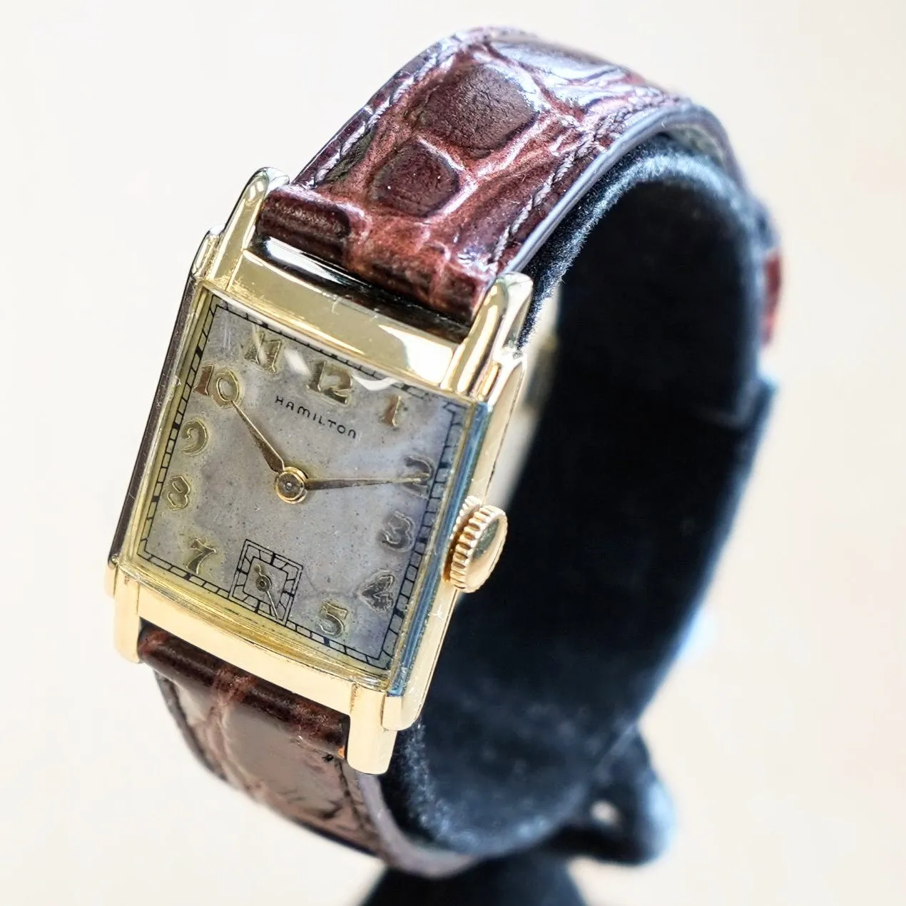 1946 HAMILTON Tank Case Watch 19 Jewels Cal. 982 U.S.A. Wristwatch 14K Gold Filled