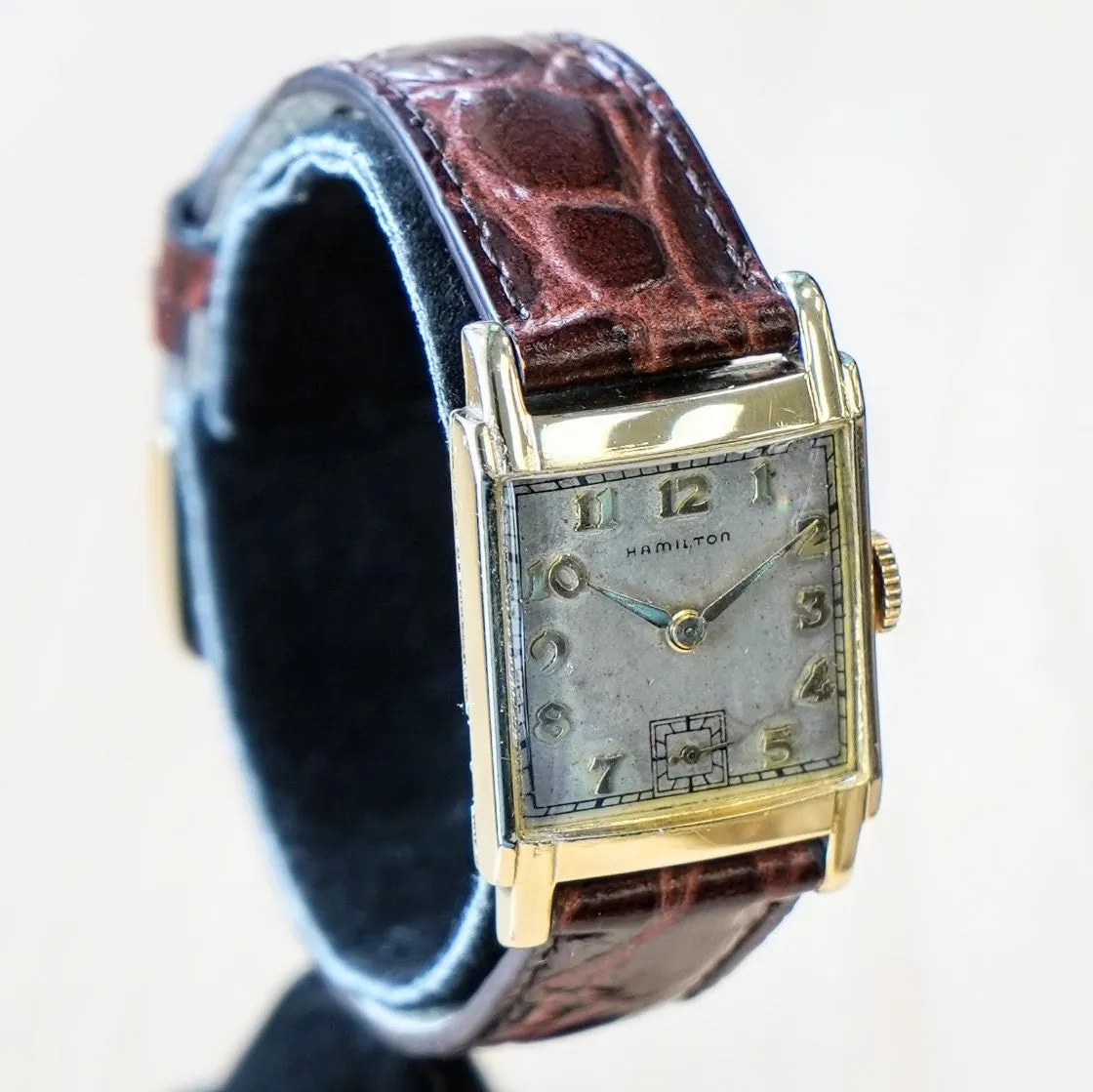 1946 HAMILTON Tank Case Watch 19 Jewels Cal. 982 U.S.A. Wristwatch 14K Gold Filled