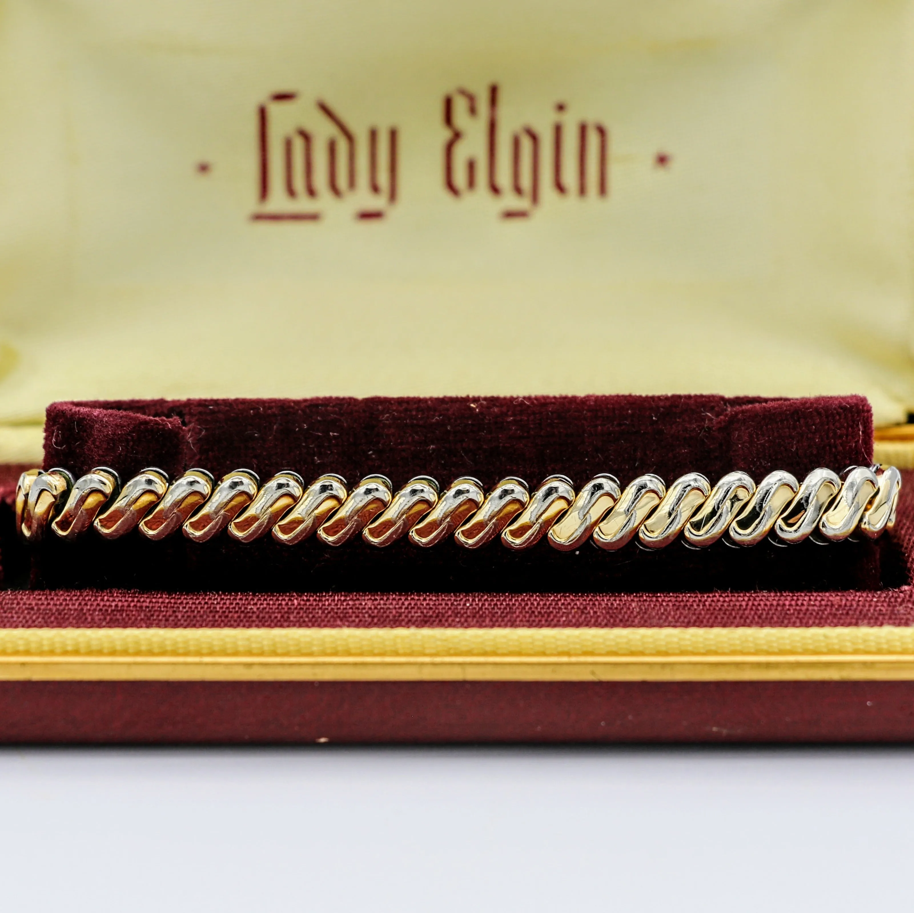 1950 Ladies Elgin Wristwatch Elgin Grade 650 19 Jewels Watch