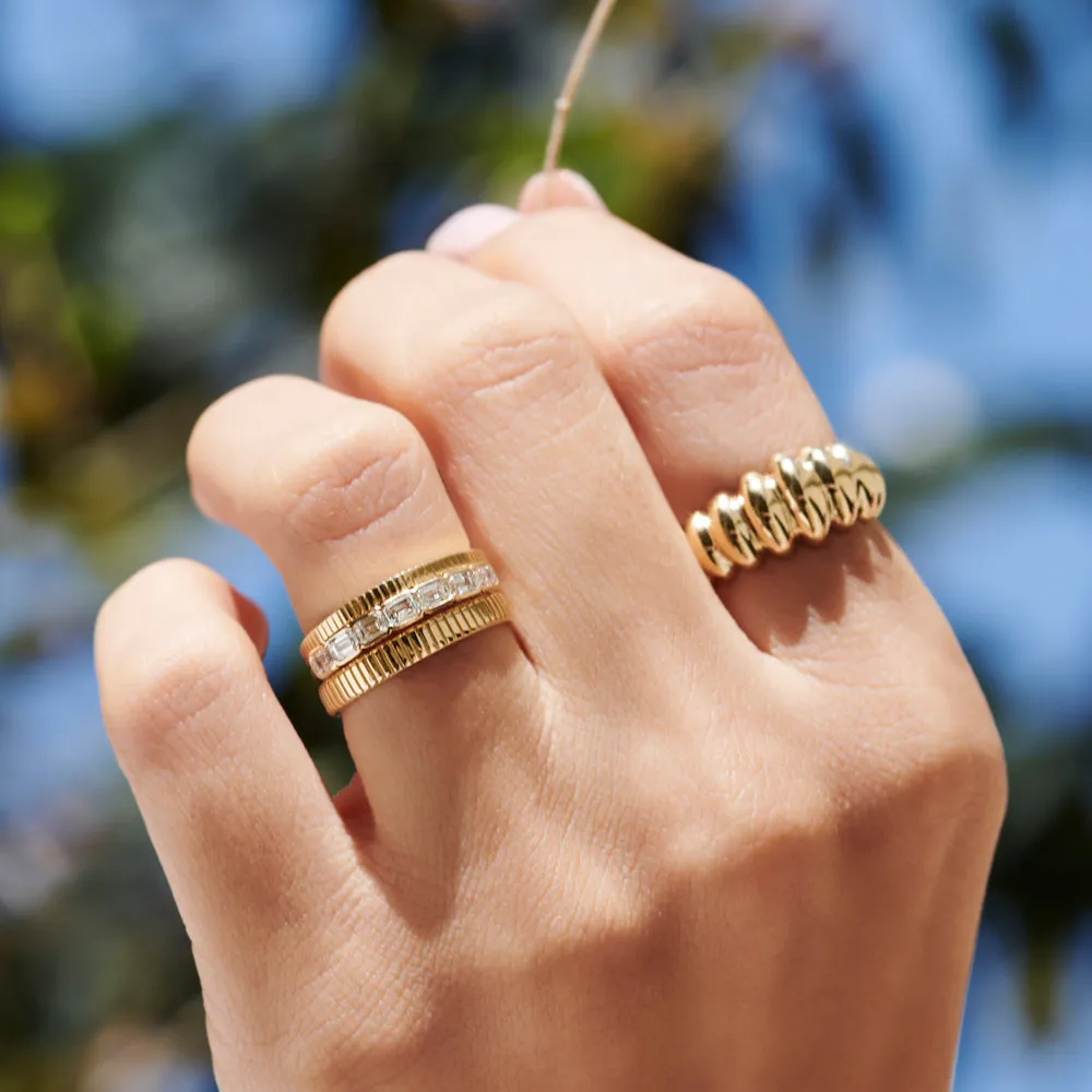3MM Ribbed Ring in 14k Gold
