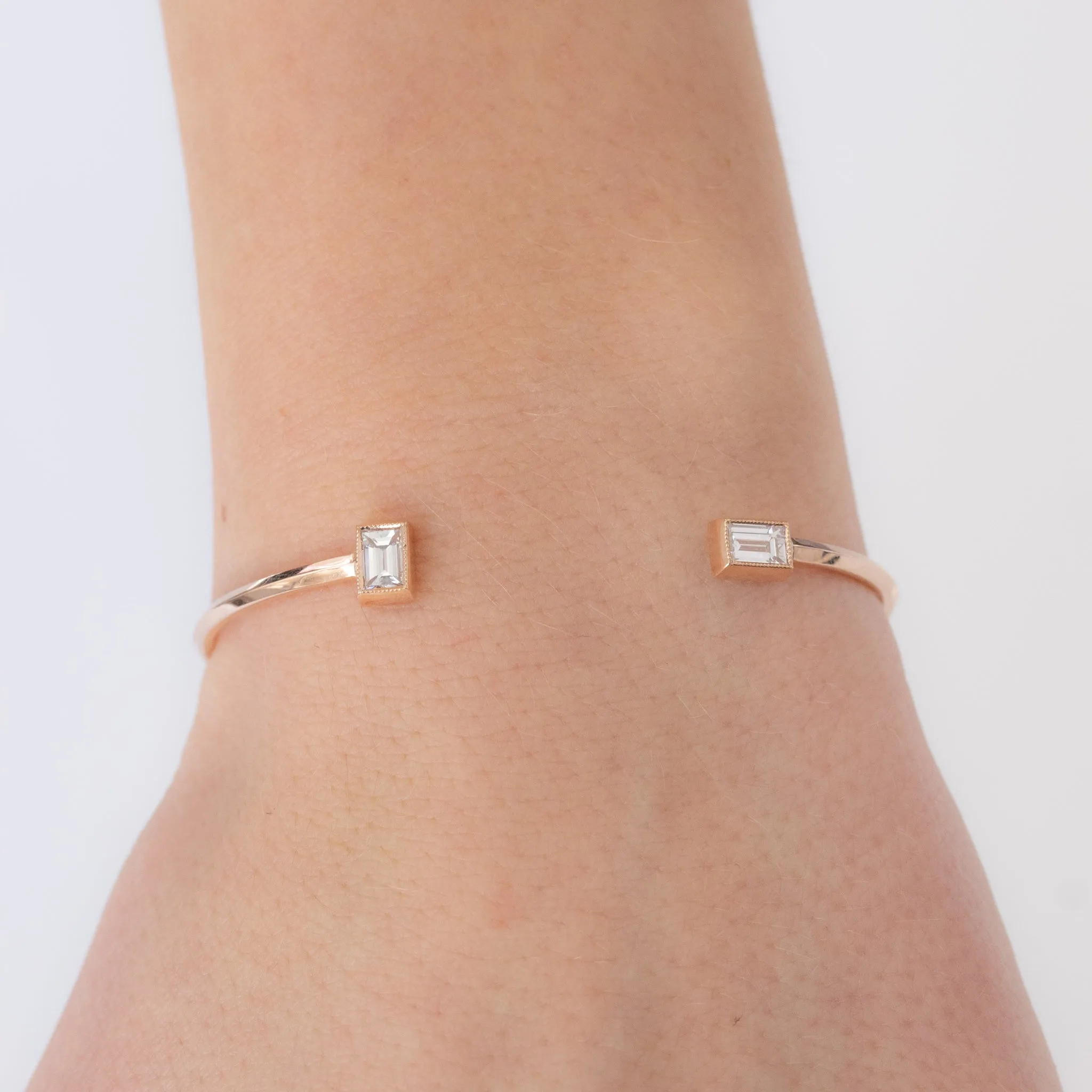 .88ctw Twin Stone Baguette Diamond Bangle 14kt Rose Gold