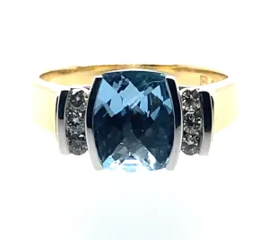 9ct Yellow Gold Aquamarine Ring