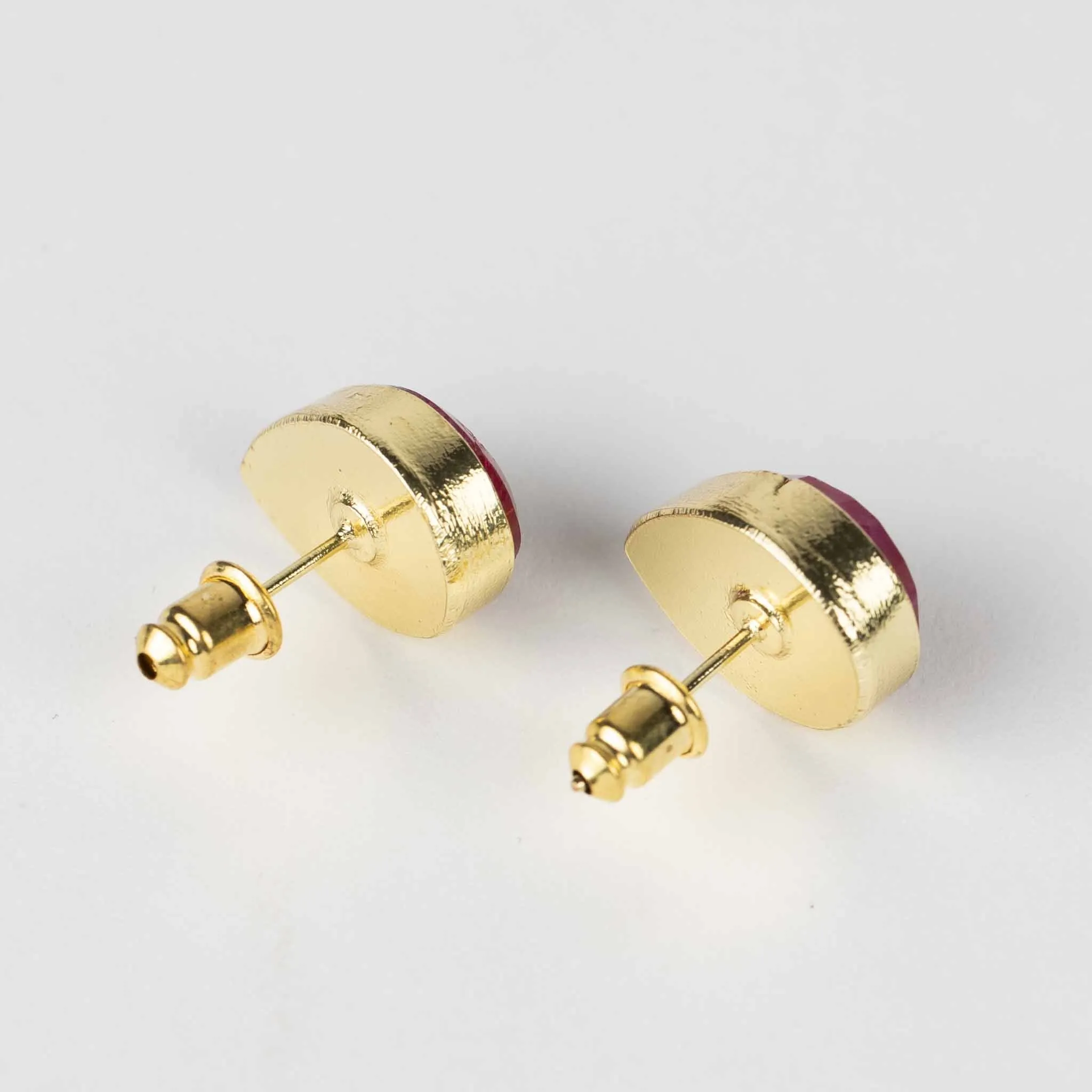 Ansoo Stud Earrings - Magenta