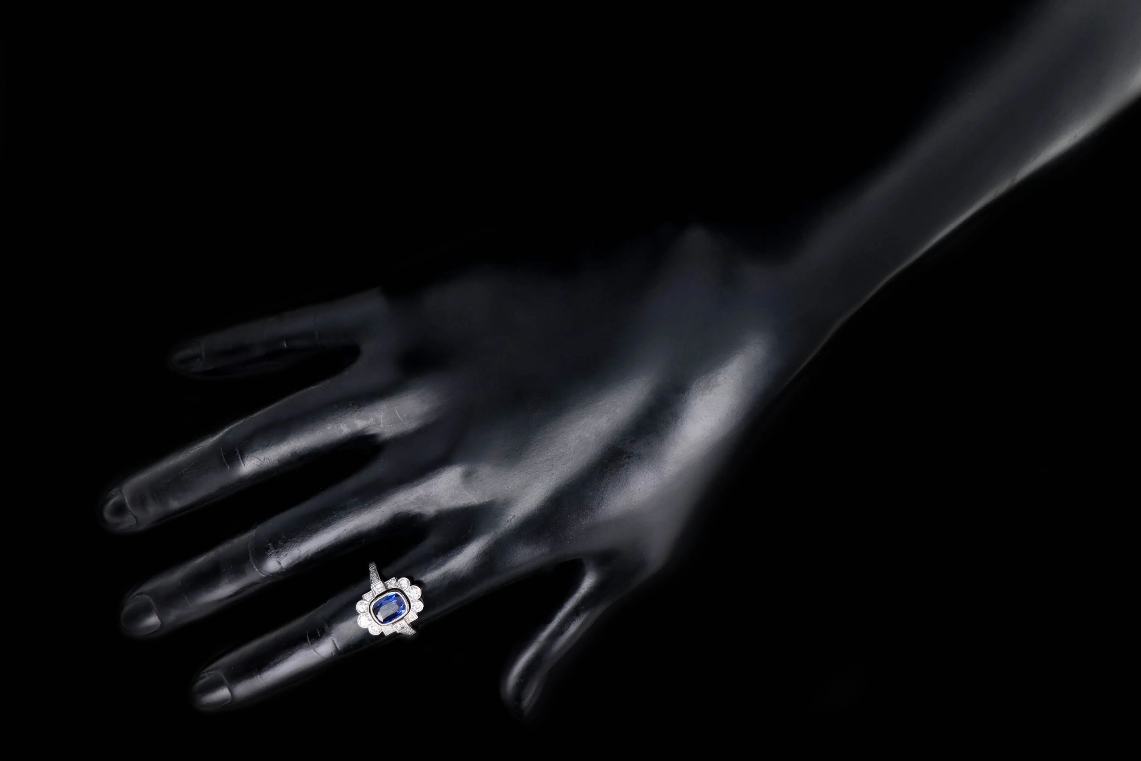 Art Deco Inspired Platinum 1.16 Carat Cushion Cut Natural Sapphire & Diamond Graduated Halo Ring