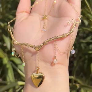 Astraea Lovers Locket Ethiopian Welo Opal 14KGF ✵