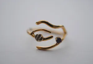 Branch Yellow Gold Roots Ring with Amythest Gemstone and Gold Accent