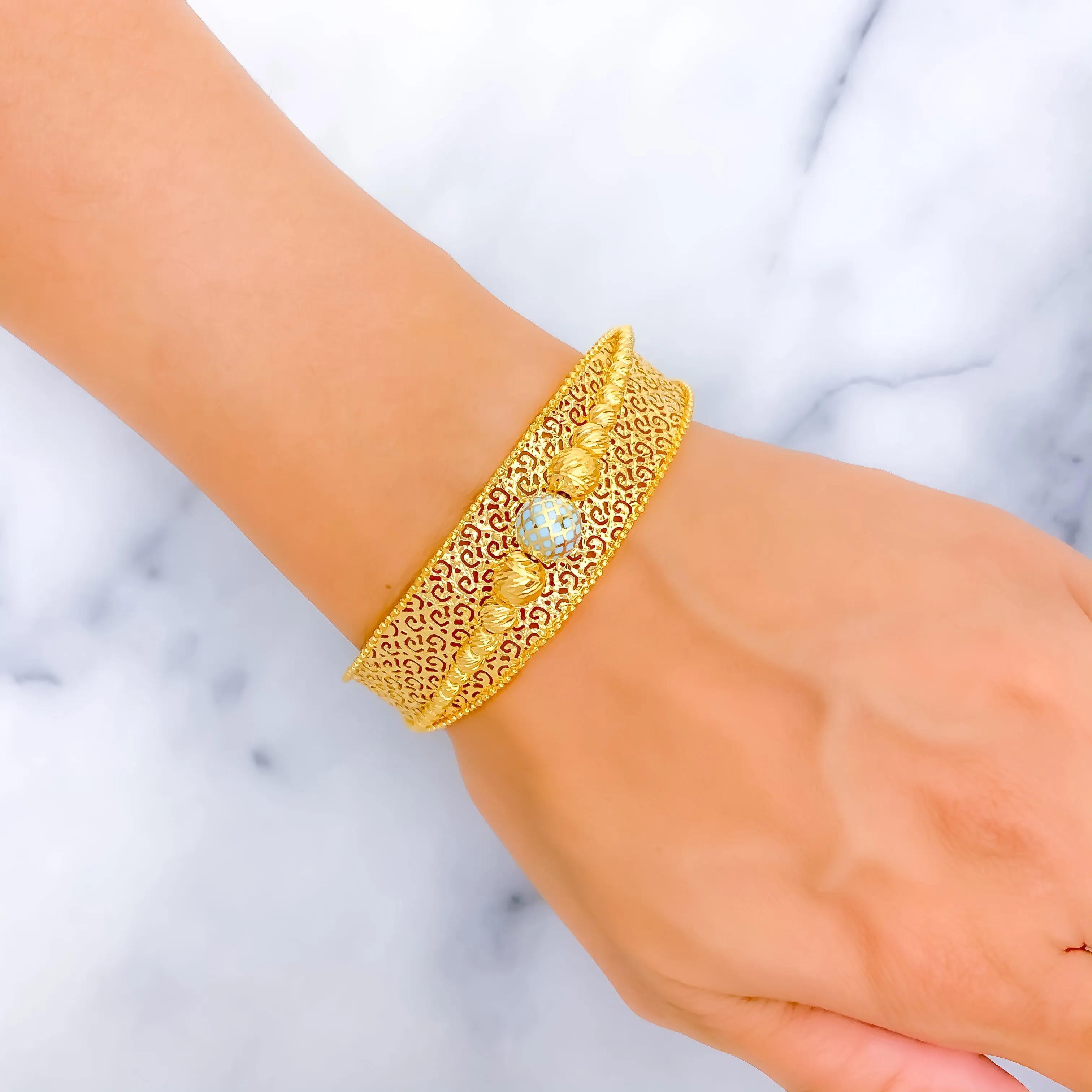 Bright Luminous Signature 21K Gold Bangle Bracelet