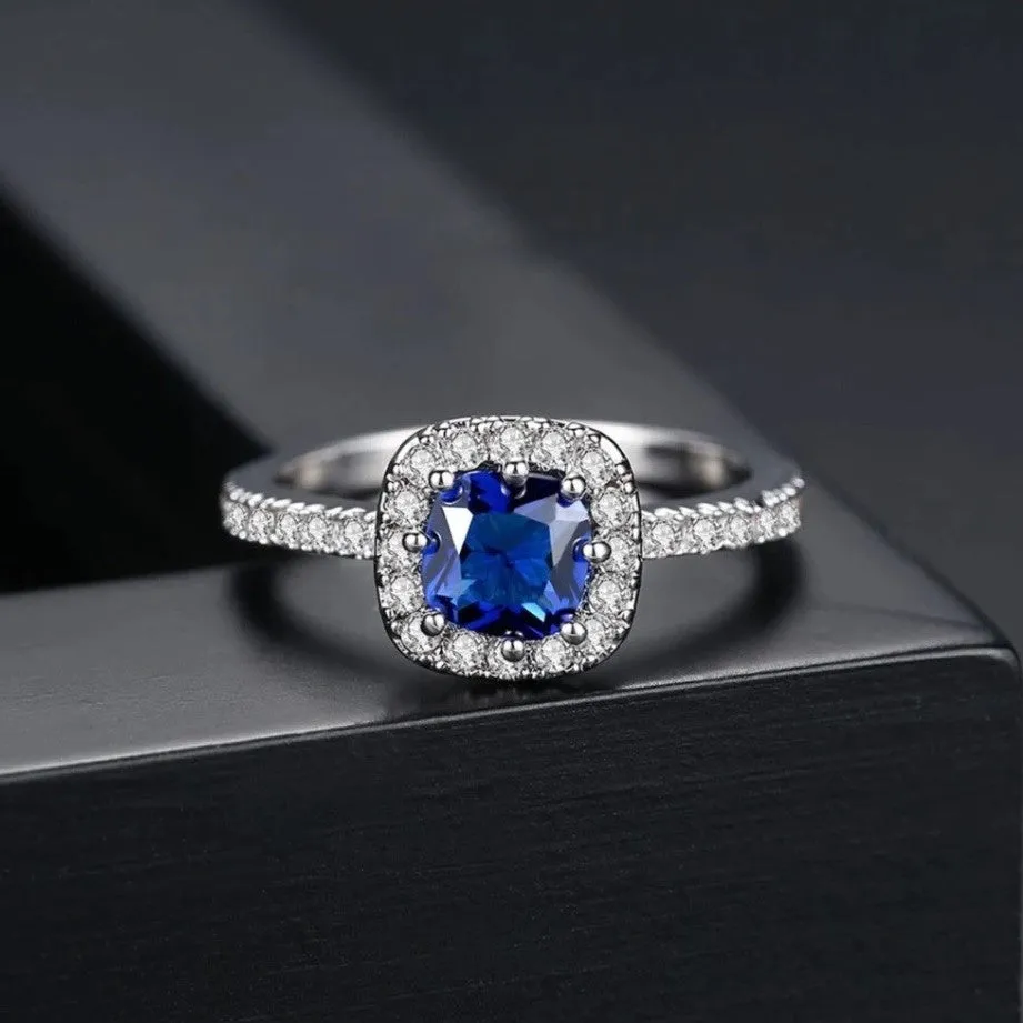 Brilliant Cut Crystal Ring – Maestro Hennessy ®