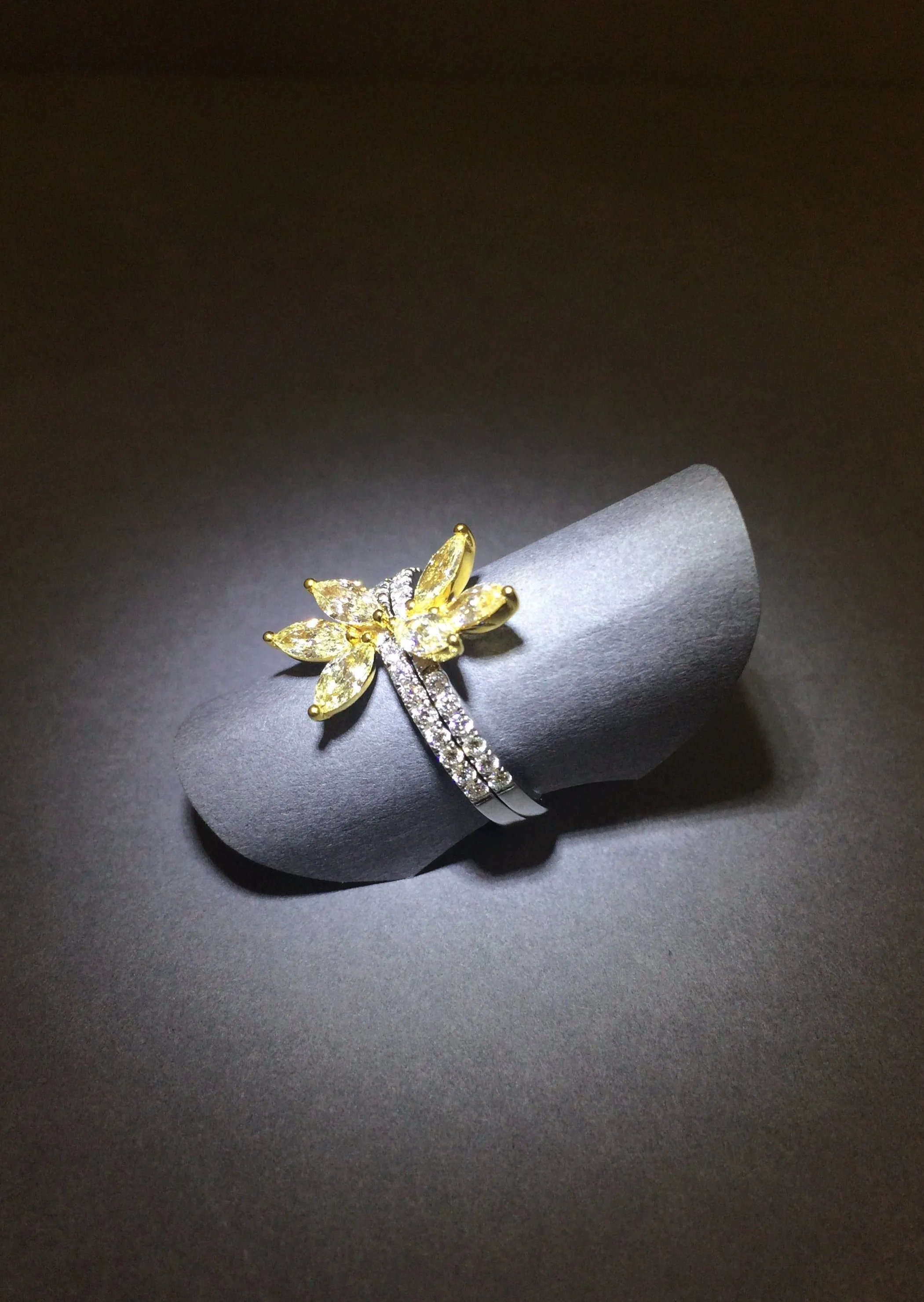 Brilliant Yellow Diamond Rings