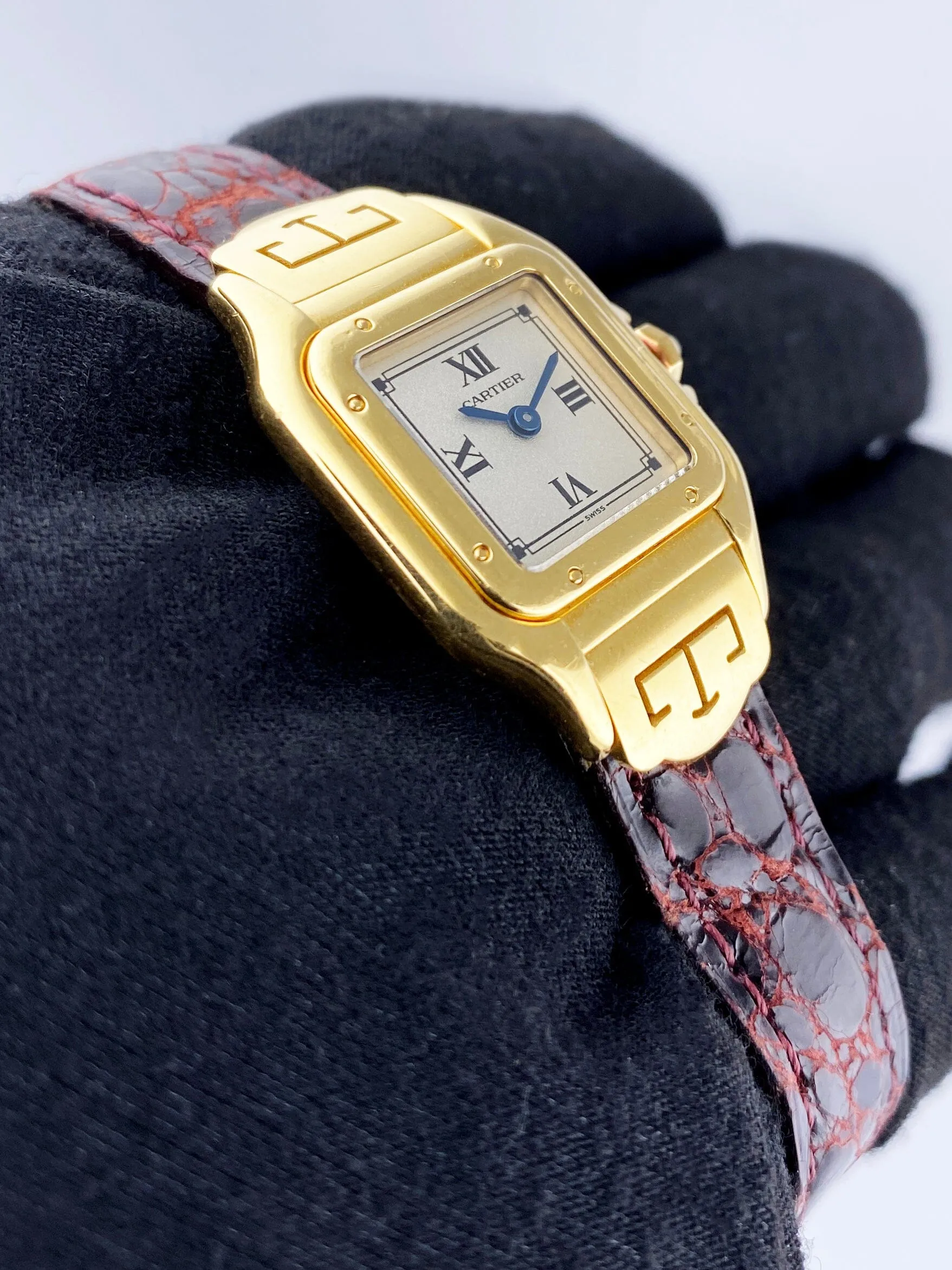 Cartier Panthere Les Styles W2504431 18K Yellow Gold Ladies Watch
