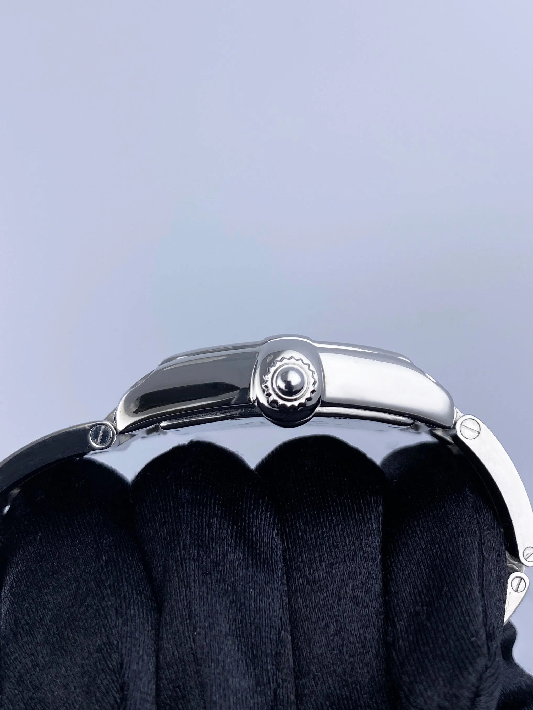 Cartier Roadster W62000V3 Stainless Steel Mens Watch