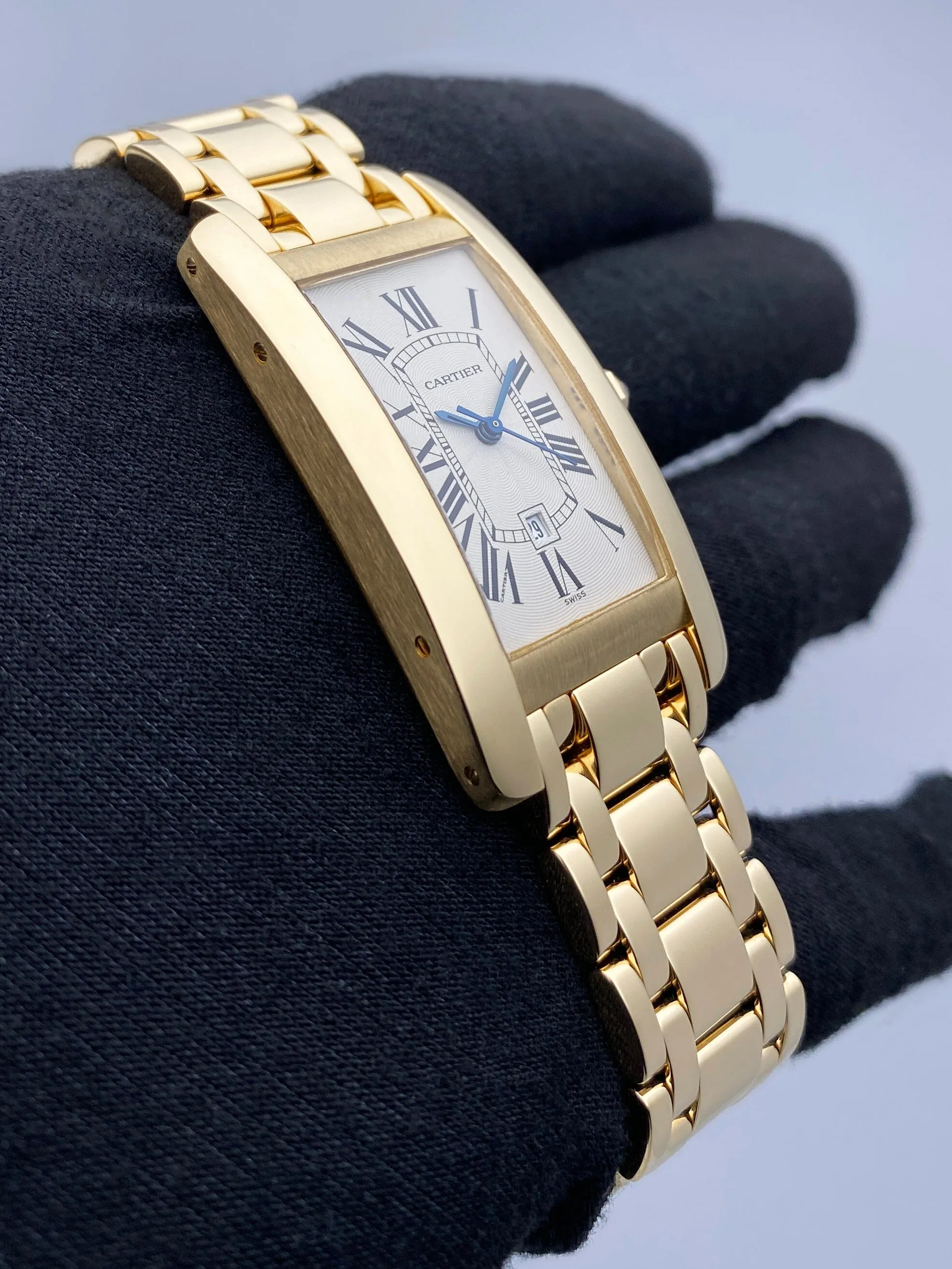 Cartier Tank Americaine W26035K2 18K Yellow Gold Watch