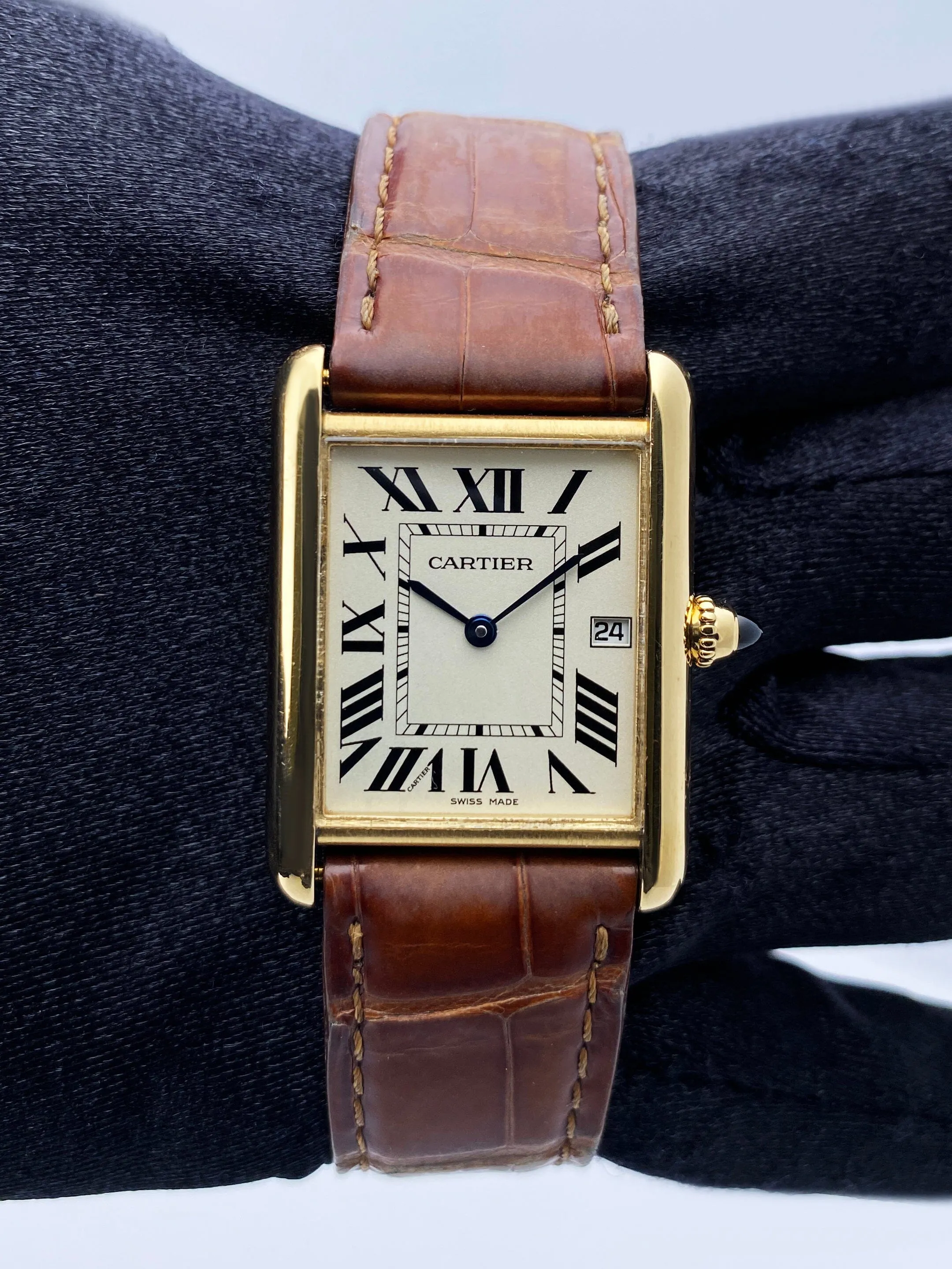 Cartier Tank Louis W1529756 18K Yellow Gold Mens Watch