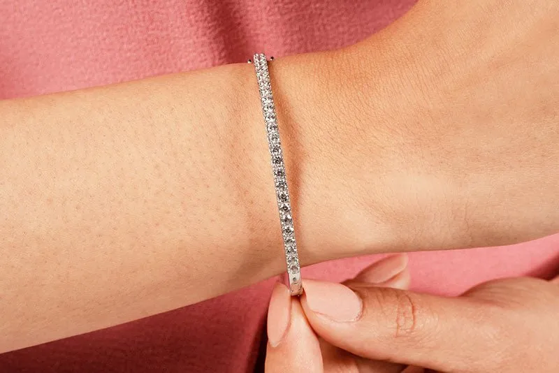 Classic Lab-Grown Diamond Bangle with 0.98 ct.(finished) 1.8mm