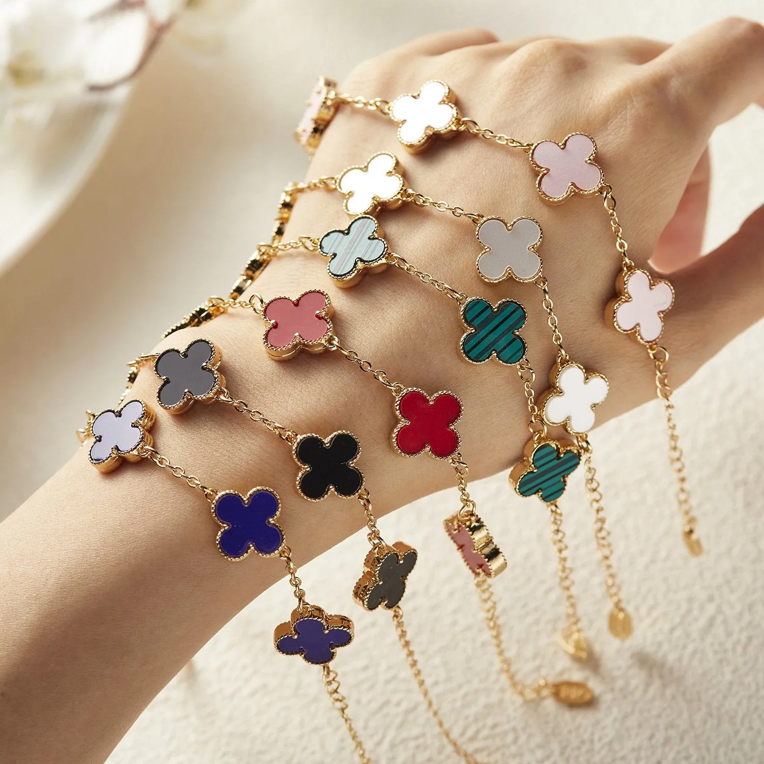 Cross-border New Arrival Four-leaf Clover Bracelet Women's South Korea Fritillaria Good Luck Four-leaf Clover All-match Bracelet