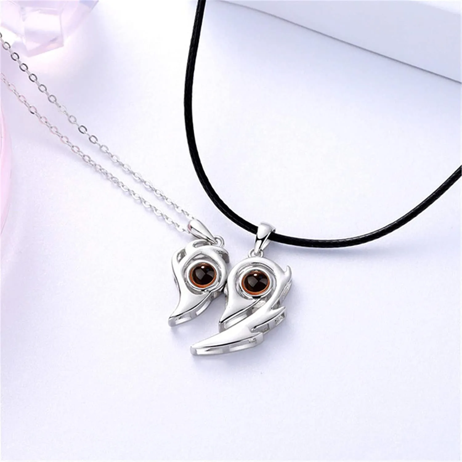 Custom Magnetic Flame Heart 100 Languages I Love You BFF Couples Necklaces