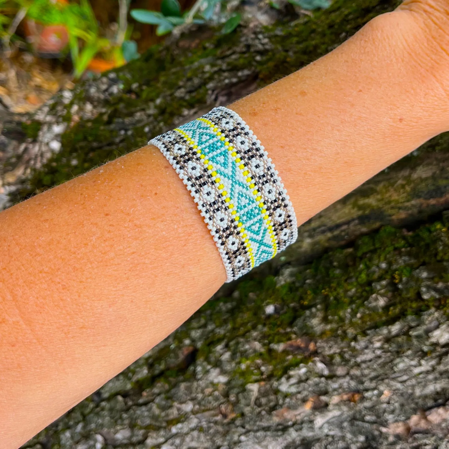 DIY Vertical Peyote Pattern - Bracelet BANDOL