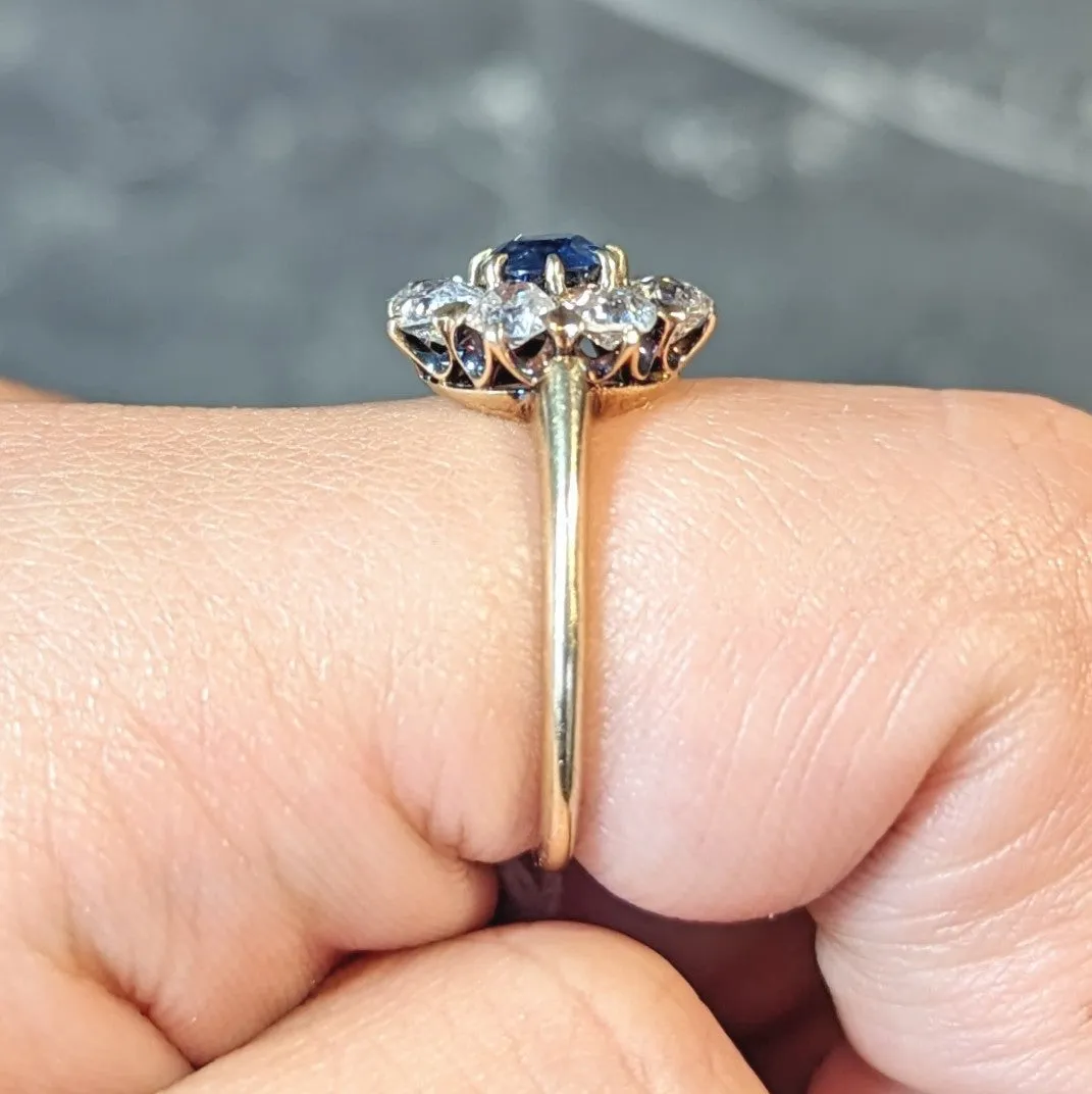 Edwardian 2.85 CTW Sapphire Diamond 14 Karat Yellow Gold Antique Cluster Ring GIA