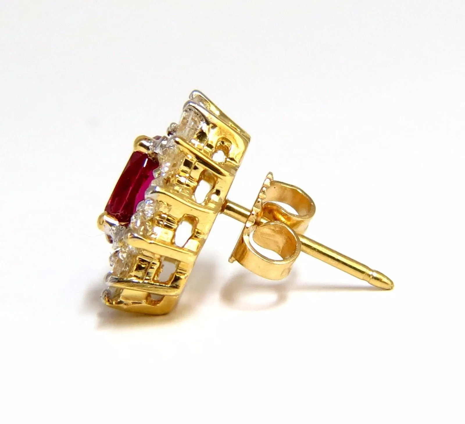 GIA Certified 3.68ct. Natural ruby diamond earrings 18kt
